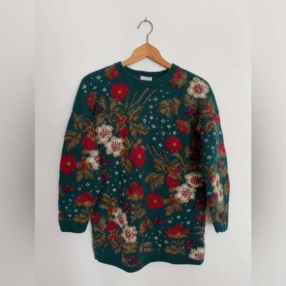 Vintage Laura Ashley Wool Sweater Holiday Floral Knit Small - Picture 1 of 11